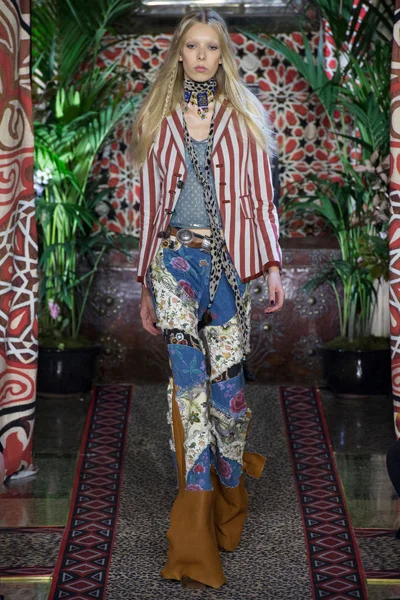 Look 6